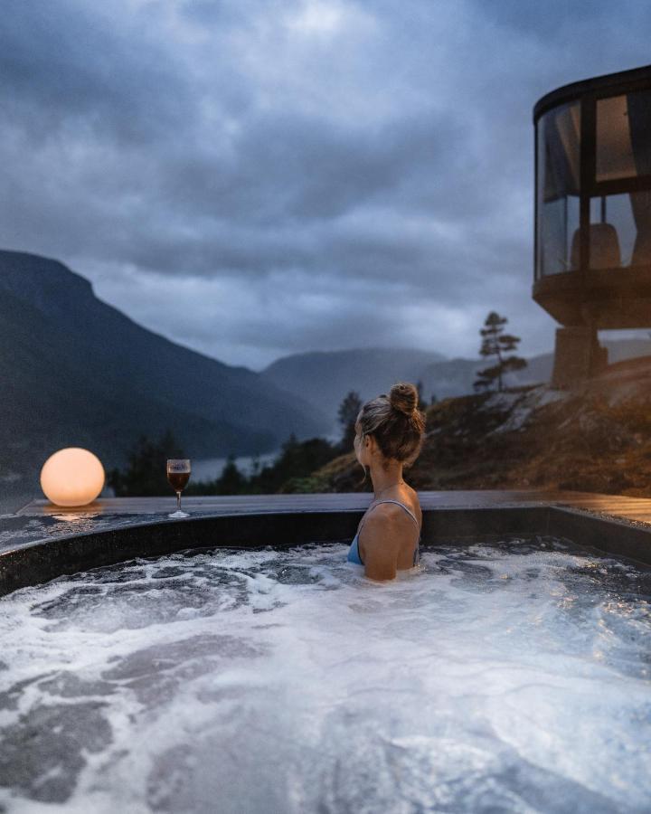 Sogndal Fjordpanorama - The Atmosphere Luaran gambar