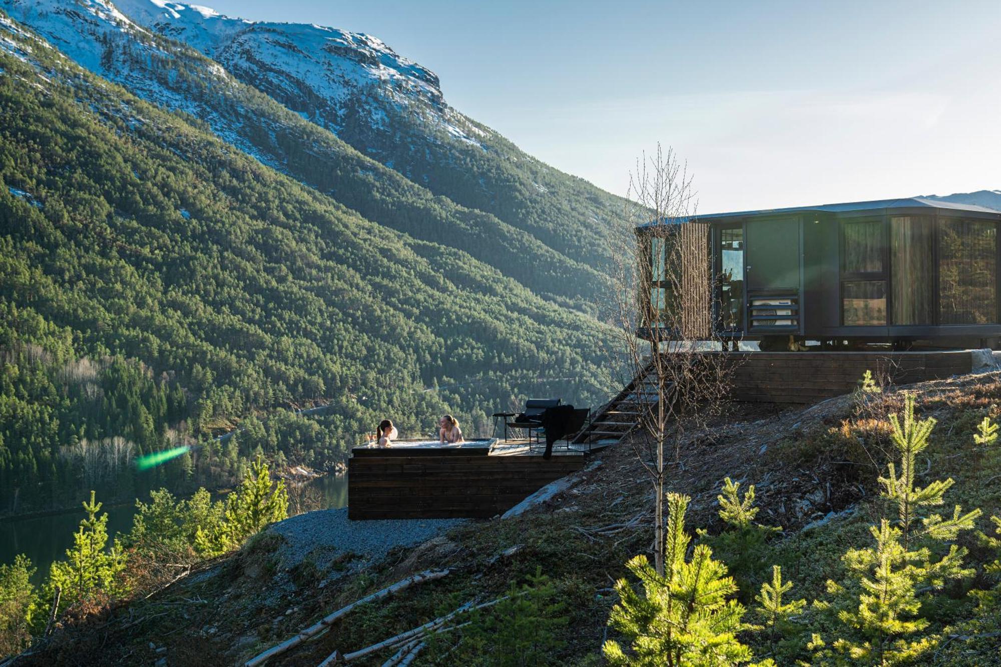 Sogndal Fjordpanorama - The Atmosphere Luaran gambar